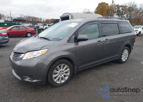 2015 Toyota Sienna Le 7 Passenger из США, поврежденный, VIN 5TDJK3DC5FS121620